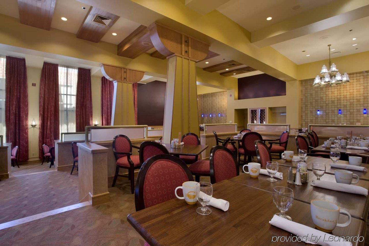 Hilton Mystic Hotel Restaurant foto